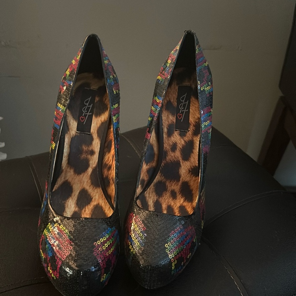Skeleton robo sequined shoes